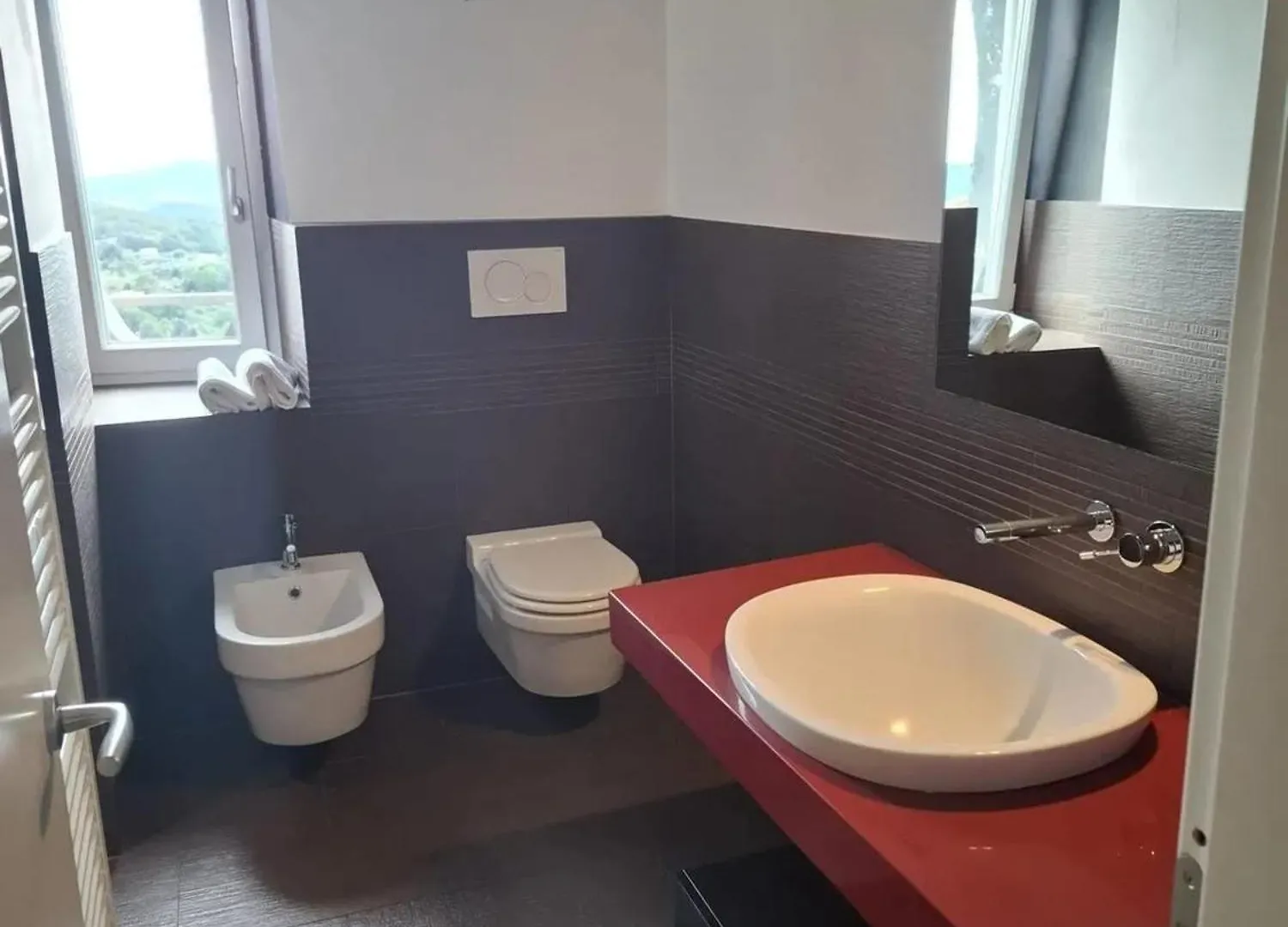 Spacious Apartment In Manciano With View