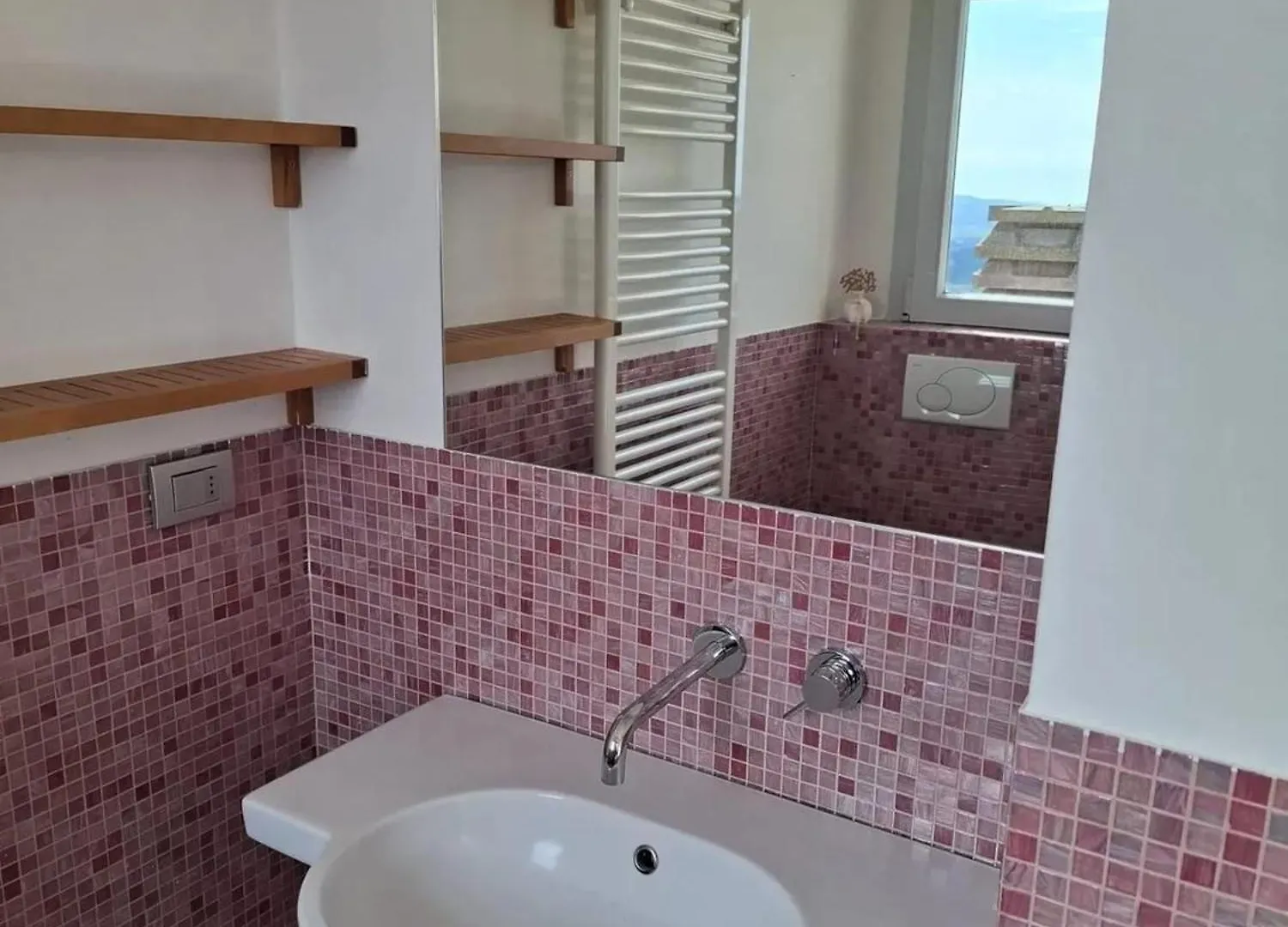 Spacious Apartment In Manciano With View